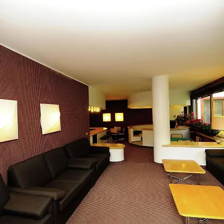 Belvilla By Oyo Just 30m From The Lifts *