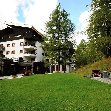 Belvilla By Oyo Just 30m From The Lifts Appartamento